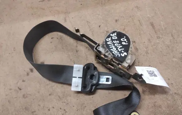 Jaguar S-Type Front seatbelt 2R83F611B08 33048263