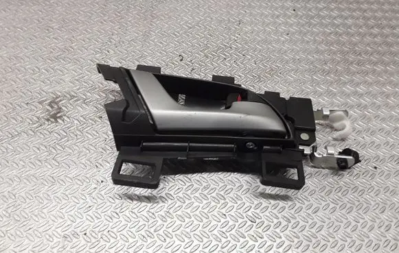 Rear door interior handle