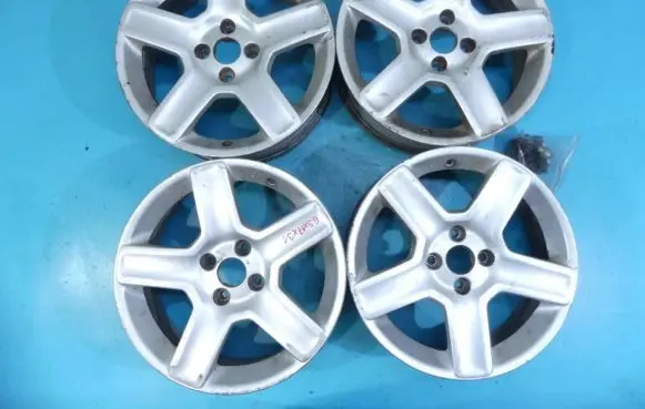 R16 alloy rim