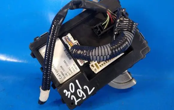 Nissan Sentra B17 Comfort/convenience module 284B13SG0A
