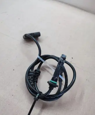 Mercedes-Benz C W205 ABS brake wheel speed sensor A2059058003