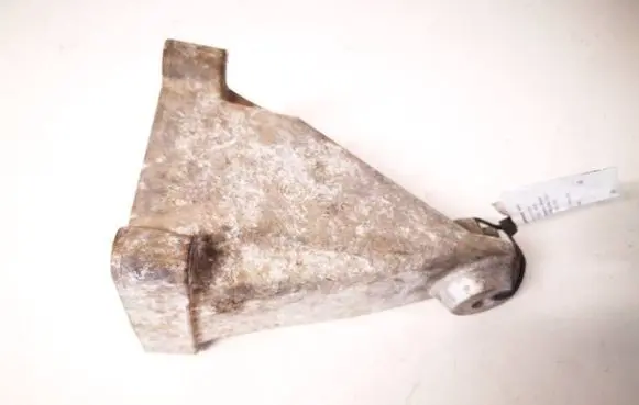 Mercedes-Benz C W203 Engine mounting bracket A2712230804