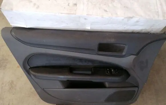 Ford Focus Front door card panel trim 4M51A23943