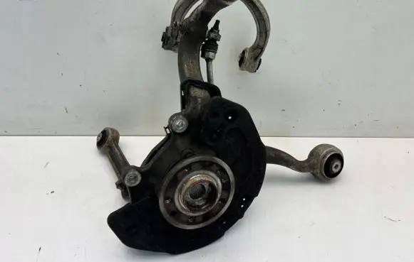 Mercedes-Benz CLS W257 Front wheel hub spindle knuckle