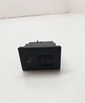 Volkswagen Touareg I Seat heating switch 7L6963570C