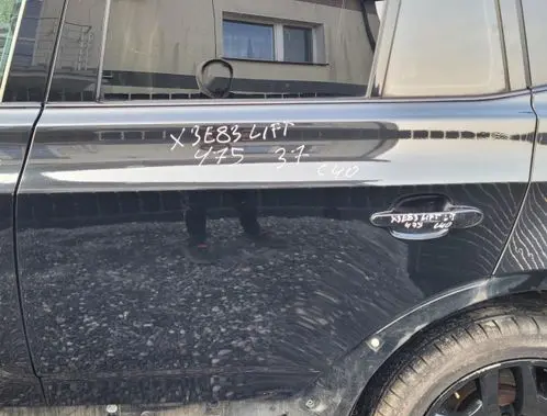 BMW X3 E83 Front door