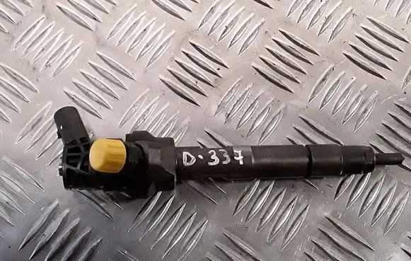 BMW 5 F10 F11 Fuel injector 0445110382 781070202