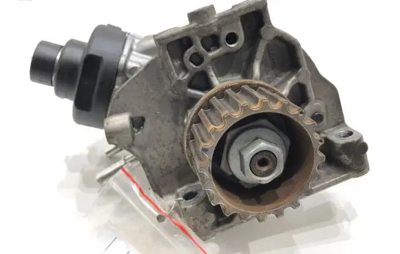 Dacia Duster II Fuel injection high pressure pump 0445010763