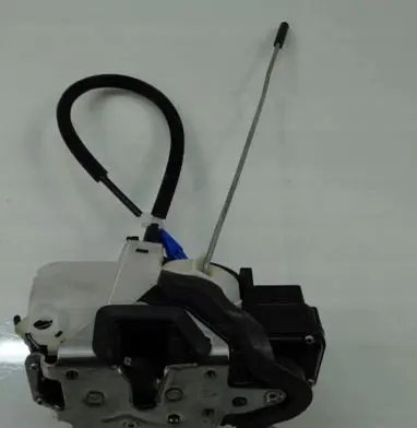 Chevrolet Cruze Front door lock 5991801 13579523