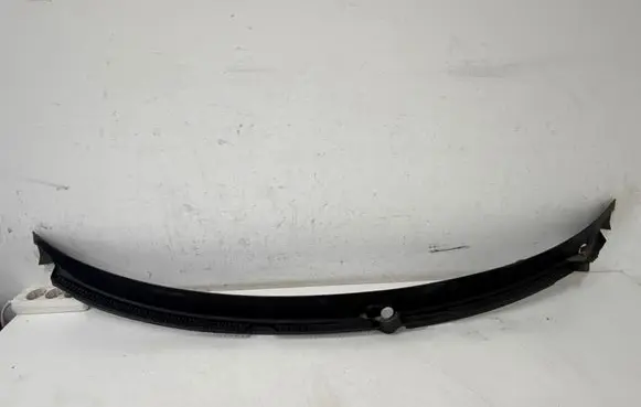 Audi A6 S6 C5 4B Wiper trim 4B1819403C