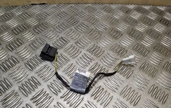 Mini Cooper Countryman R60 Seat wiring loom 56056001 1960859