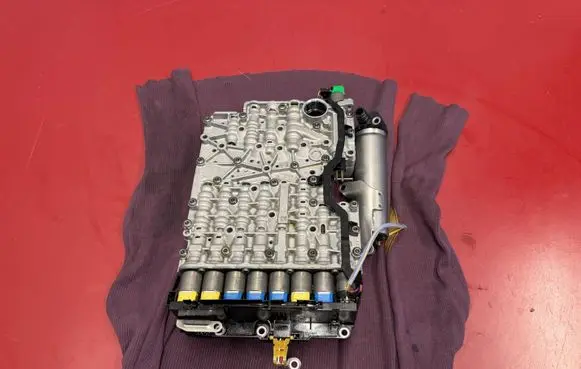 BMW X3 G01 Transmission gearbox valve body 1102424143 1102427144