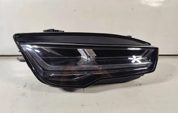 Audi A7 S7 4G Headlight/headlamp 4G8941036