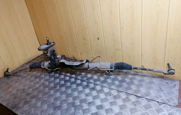 Ford Focus Steering rack VR4M5C3550AC