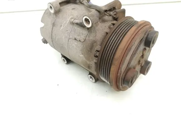Ford Focus Air conditioning (A/C) compressor (pump) 3M5M19D629KF