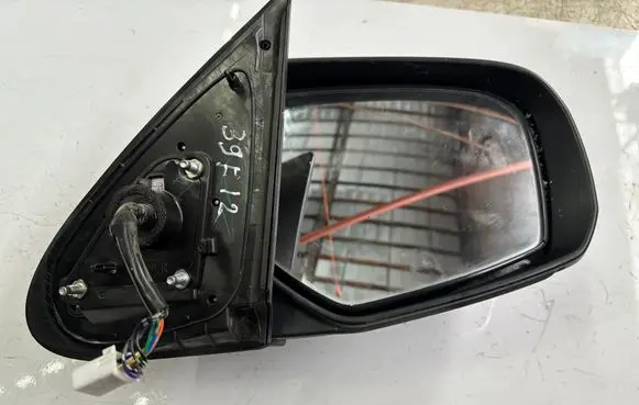 Mitsubishi L200 Front door electric wing mirror 