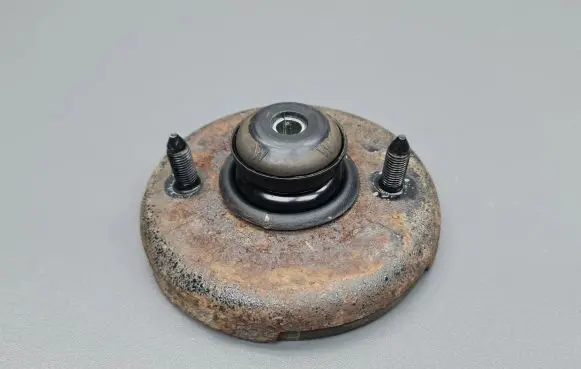 Honda Accord Coil spring/strut mount 