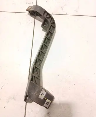 Mercedes-Benz ML W166 Radiator support slam panel bracket 16929236