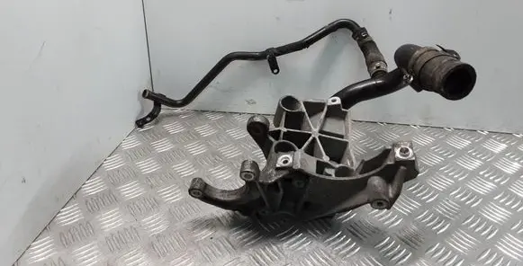 Audi Q7 4L Engine mounting bracket 059145169