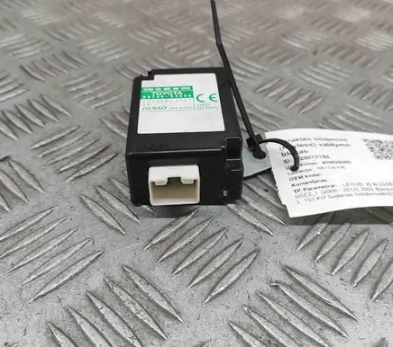 Lexus IS 220D-250-350 Keyless (KESSY) go control unit/module 8974053050