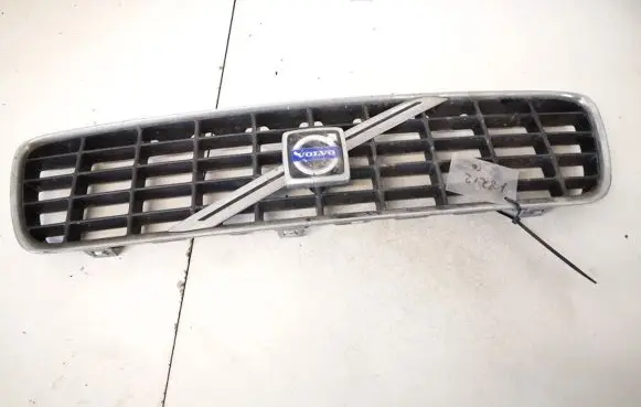 Volvo S60 Front grill 9151881 9190740