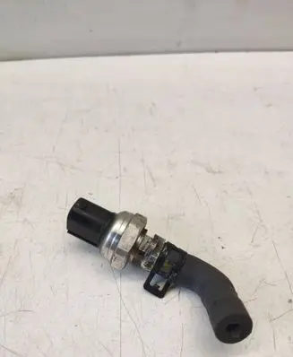 Renault Scenic III - Grand scenic III Fuel pressure sensor 8201000764 H8200443536