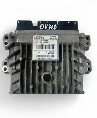 Renault Megane III Engine control unit/module ECU 237100121R 237100425R
