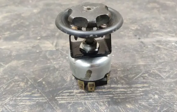 Rolls-Royce Silver Shadow Hand parking brake switch 