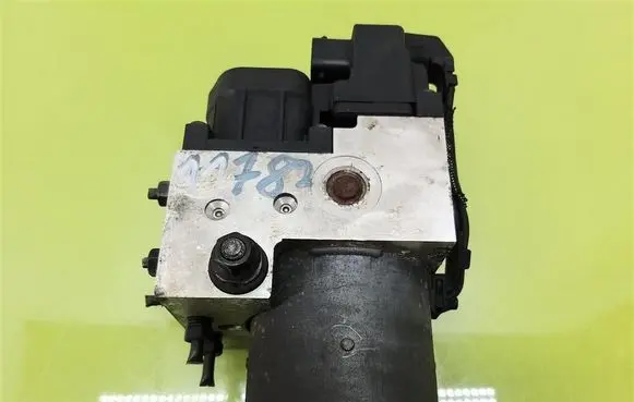 KIA Sorento ABS Pump 589103E310