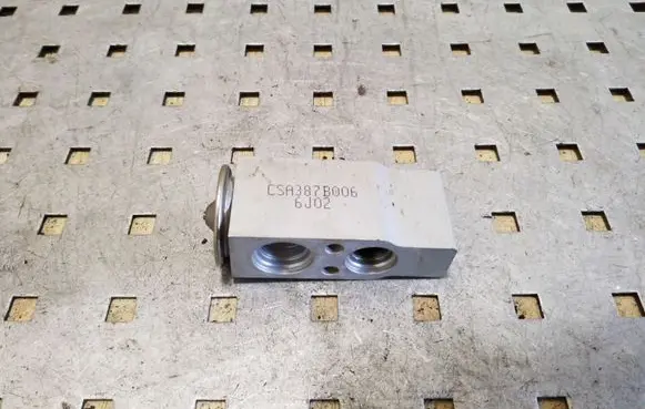 Mitsubishi Outlander Air conditioning (A/C) expansion valve CSA387B006