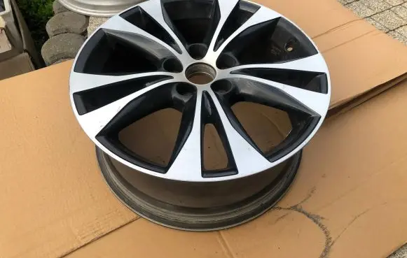 Toyota Auris E210 R18 alloy rim 45ATA