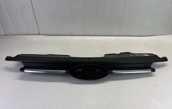 Ford Transit Custom Front bumper upper radiator grill BK21-8A133-A G164