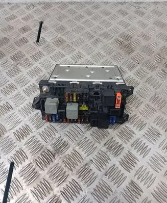 Mercedes-Benz E W211 Fuse module 2115458901