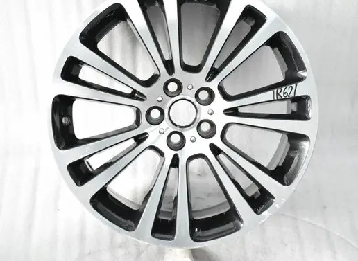 Jaguar XE R19 alloy rim 