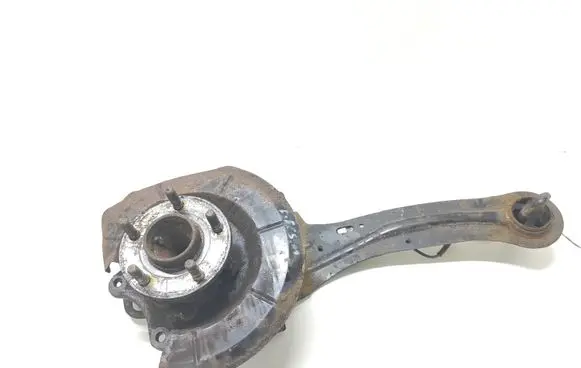 Ford Focus Rear wheel hub ES24530