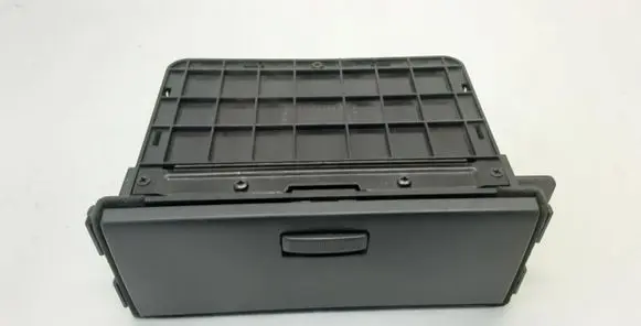 Chevrolet Captiva Glove box