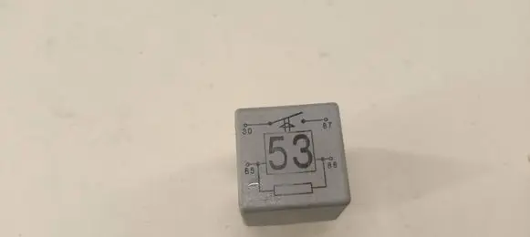 Volkswagen Golf IV Other relay 141951253B 20240072