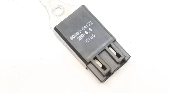 Lexus RX 450H Other relay 9098004172