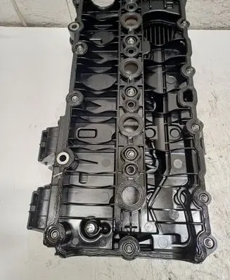 Volvo XC60 Rocker cam cover 32213460
