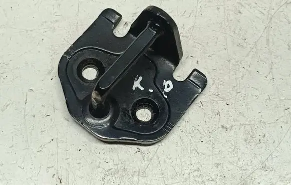 Ford Mondeo MK IV Front door lock loop/hook striker 6G91R21982FB 139R