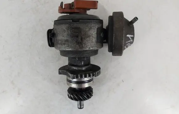 BMW 3 E30 Spark distributor 0237302039 1230500140