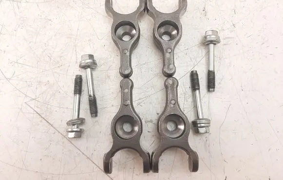 Isuzu D-Max Fuel Injector clamp holder