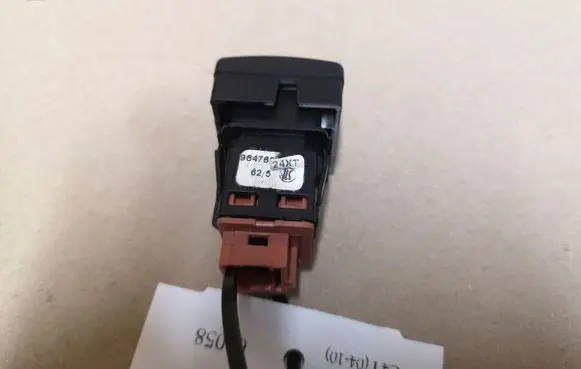 Citroen C4 I ESP (stability program) switch 96476624XT