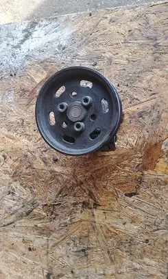 Volkswagen Transporter - Caravelle T5 Power steering pump 038145255B