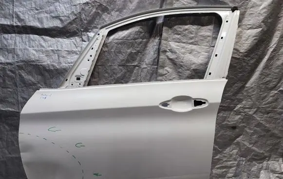BMW 2 F45 Front door
