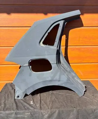 Volkswagen Polo VI Rear quarter panel 