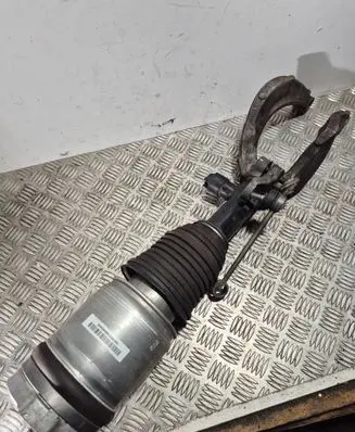 Volvo XC60 Front shock absorber/damper 31429974 31681983