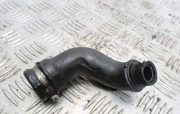 Volvo XC60 Breather hose/pipe 30777567