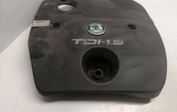 Skoda Octavia Mk2 (1Z) Engine cover (trim) 038103925