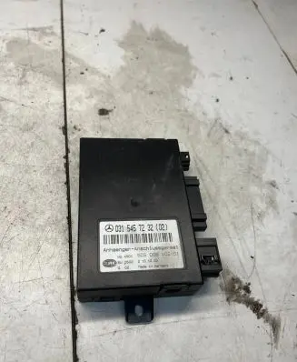 Mercedes-Benz C W203 Tow bar trailer control unit/module A0315457232 5DS00810201